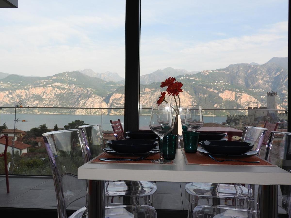 Blue Sky Garda - Sunset Apartment Malcesine Exterior photo